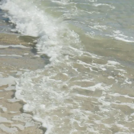 Ostsee-ferienparadies Fuer 8 Personen 別荘